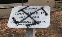 Mirafiori, svastica sulla targa di Tina Anselmi