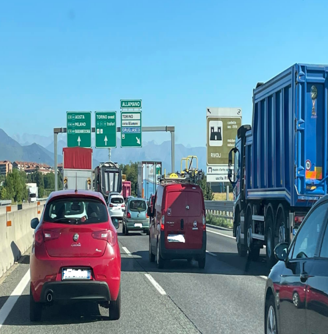 Collegno, lavori in corso sulla tangenziale: lunghe code dalle prime ore dell’alba in direzione nord