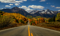 Autunno, dove andare in vacanza? Dal parcheggio in aeroporto alle mete, i consigli per un viaggio da sogno