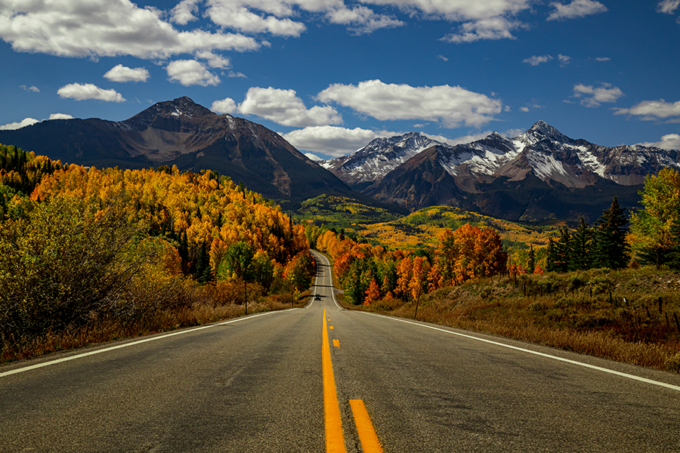 Autunno, dove andare in vacanza? Dal parcheggio in aeroporto alle mete, i consigli per un viaggio da sogno