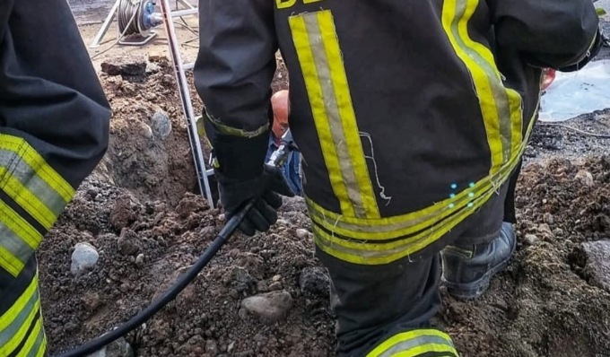 Fuga di gas in strada: evacuati tre palazzi e un asilo