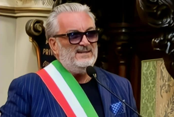 Giaveno, il sindaco Carlo Giacone aggredito in strada da uno sconosciuto