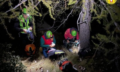 Due scalatori bloccati durante un'arrampicata, salvati nella notte dal Soccorso Alpino