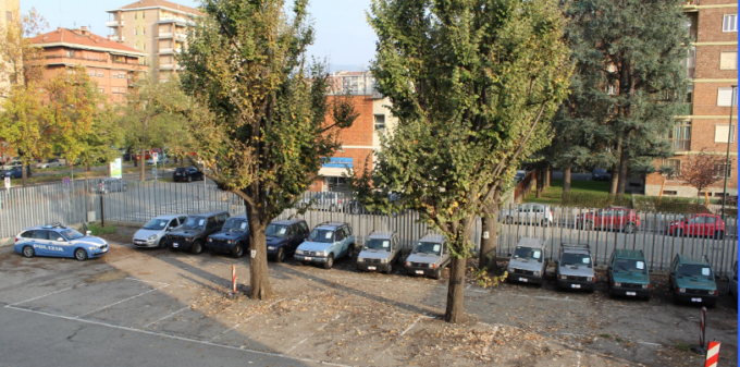 Operazione di polizia, una persona arrestata per riciclaggio e auto 13 autovetture sequestrate e recuperate