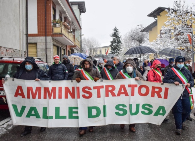 TAV, il sindaco di Borgone di Susa: “Bisogna allontanare le frange violente”