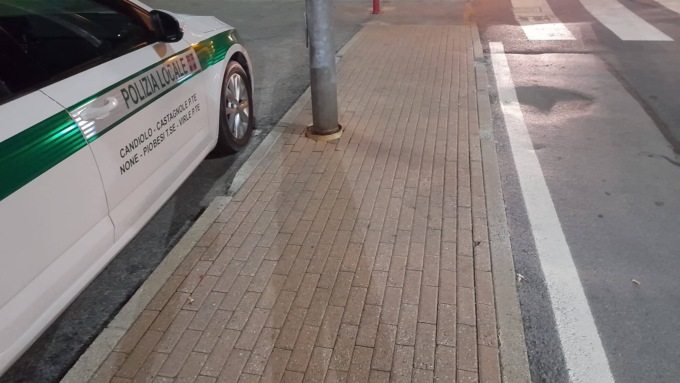 Candiolo, salvato un piccione viaggiatore ferito ad un’ala dai vigili urbani nel centro anticancro