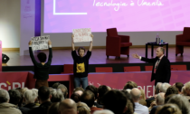 Politecnico, interrotta da Extinction Rebellion l'inaugurazione di Biennale Tecnologia