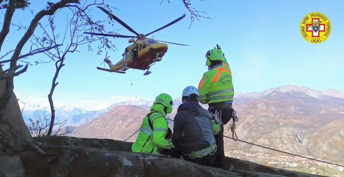 Avigliana, recuperato un ferratista con una lussazione alla spalla dal Soccorso Alpino