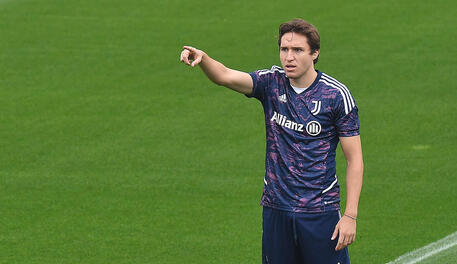 Champions: Juve stasera gioca in Europa League. Convocato Chiesa ma si ferma Kean