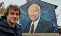 Alberto Angela a Nichelino per vedere il murales dedicato al papà Piero