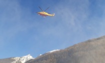 Scialpinista bloccato a quota 1.700 per una frattura a una gamba: in ospedale in elisoccorso