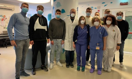 Una delegazione del club granata ha fatto visita ai piccoli pazienti ricoverati all'ospedale Regina Margherita