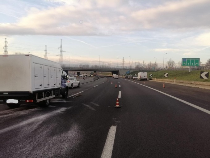 Maxi tamponamento in tangenziale sud a Stupinigi: coinvolte sette auto