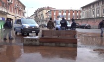 Blitz andidroga a Barriera Milano: 87 pusher arrestati