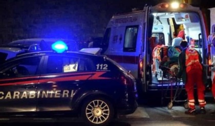 Schianto tra due auto: muore una donna, grave il figlio 22enne