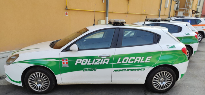 Deteneva droga nelle tasche: fermato un 28enne di Chieri dalla Polizia Locale