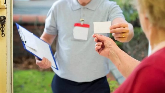 Falsi addetti Smat a Piossasco. La società: “Diffidate di coloro che si presentano per riscuotere le bollette”