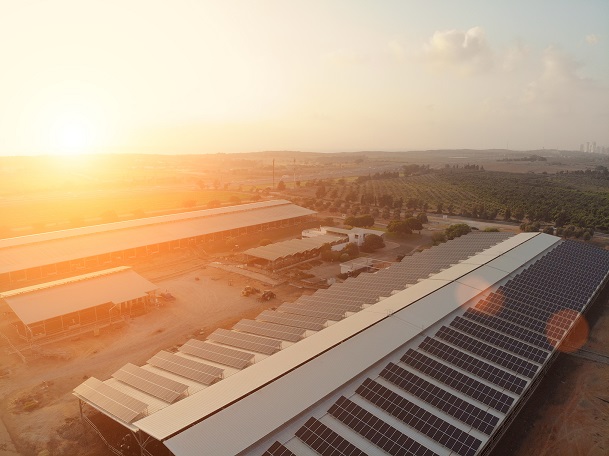 Gli stabilimenti Thales Alenia Space di l’Aquila e Torino diventeranno “più sostenibili” grazie agli impianti fotovoltaici