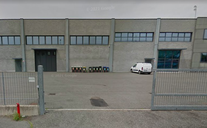 Licenziata dopo la maternità: colleghi e sindacati in difesa della dipendente