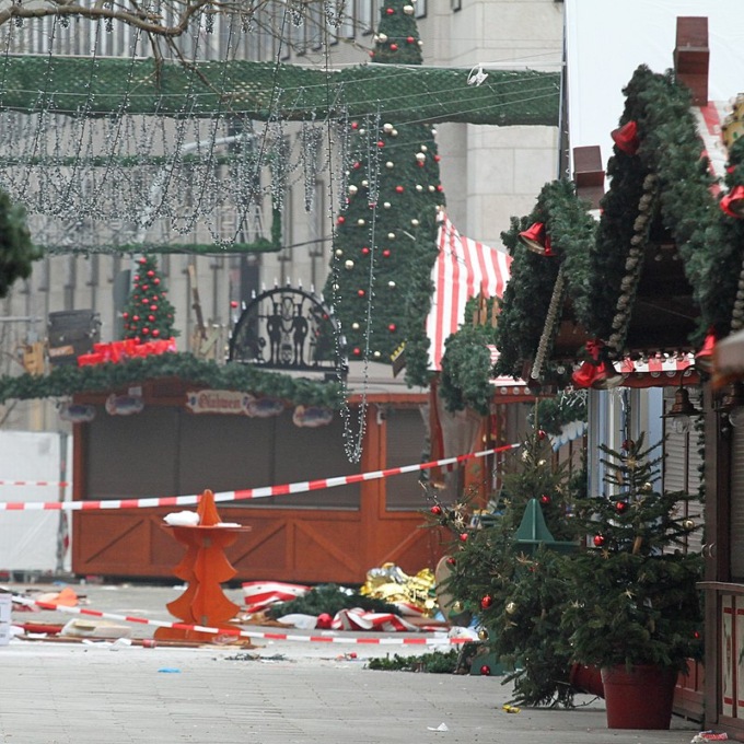 Strage dei mercatini di Natale a Berlino: l’attentatore aveva una rete di complici a Torino