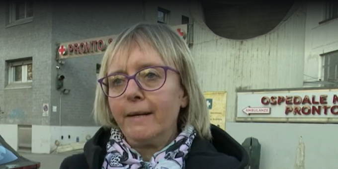Donna partorisce in taxi grazie all’aiuto della taxista