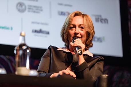 Circolo dei Lettori, Elena Loewenthal resta alla direzione