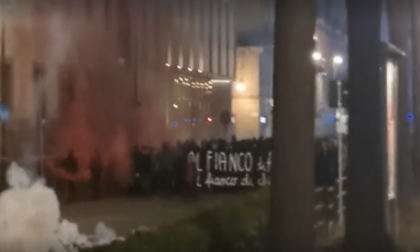 Corteo anarchico in diverse zone di Torino in sostegno di Alfredo Cospito