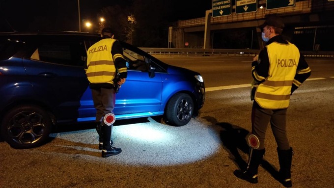 Operazione “Alcool e Drugs”: controlli a tappeto della polizia su strade e autostrade del Piemonte e Valle d’Aosta