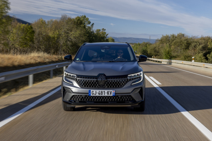 Nuovo Renault Austral, il SUV tecnologico si trova da Autovip