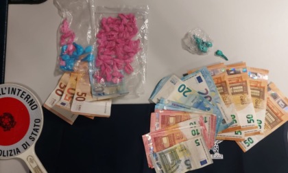 Spacciano cocaina ed ecstasy durante un concerto a Lingotto Fiere