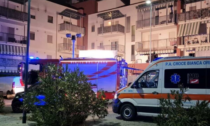 Incendio in un appartamento di via Belgio a Orbassano: una donna ustionata e diverse persone intossicate