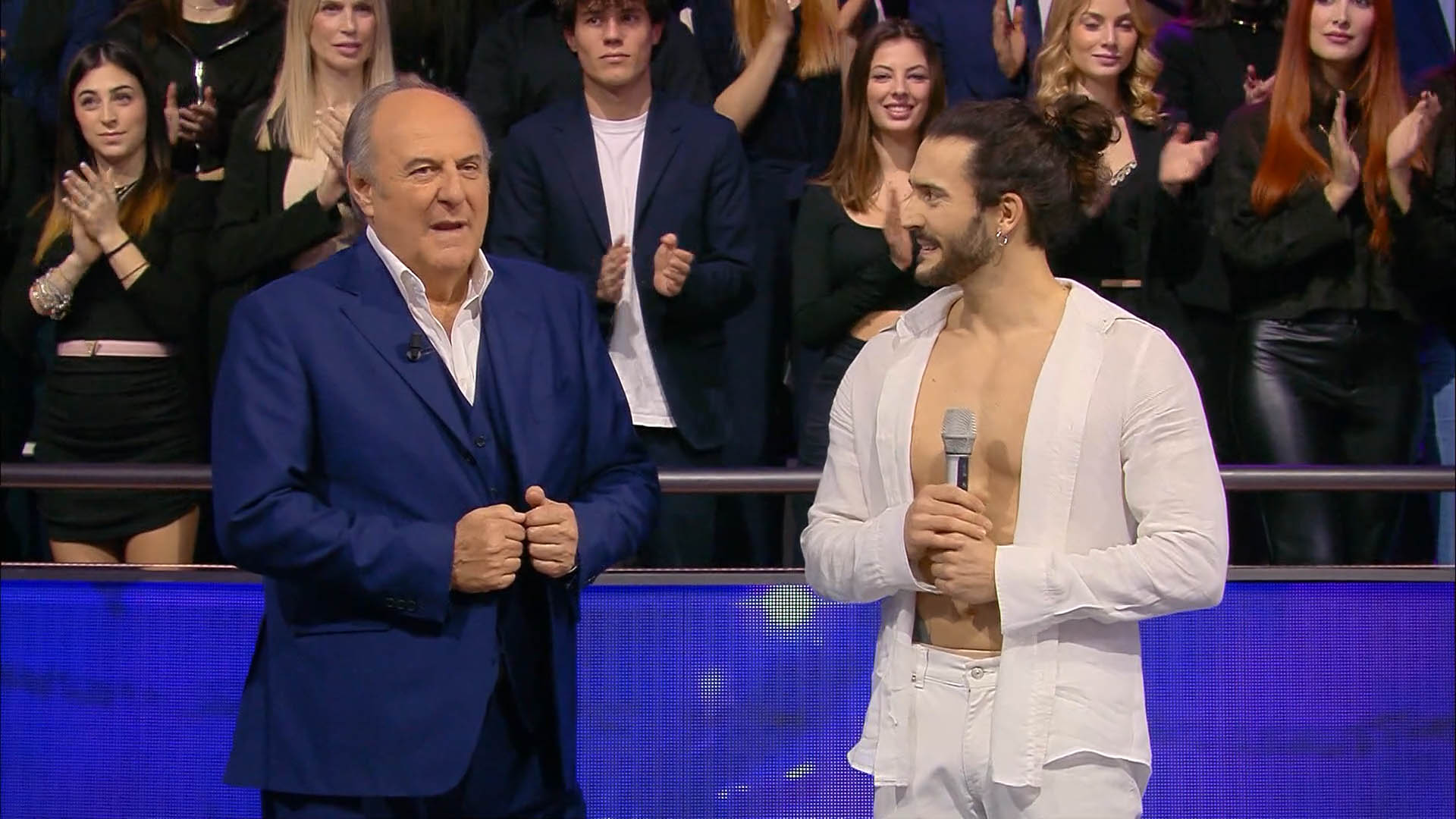 Andrea Cerrato e Gerry Scotti a Lo Show dei Record 2023 su Canale 5 - 02