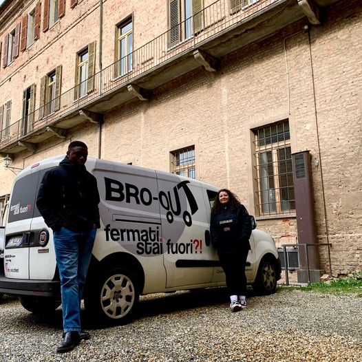 Contrasto al disagio giovanile a Chieri: al via al“Bro-Out”, il servizio di Educativa di Strada