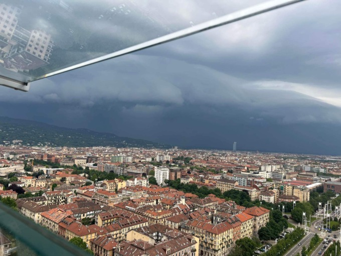 Maltempo, forti temporali e allagamenti nel Torinese