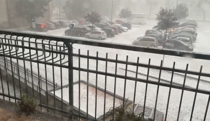 Maltempo in Piemonte, il Torinese colpito da una forte grandinata