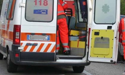 Violento scontro tra due auto a Pinasca: un morto e un ferito grave