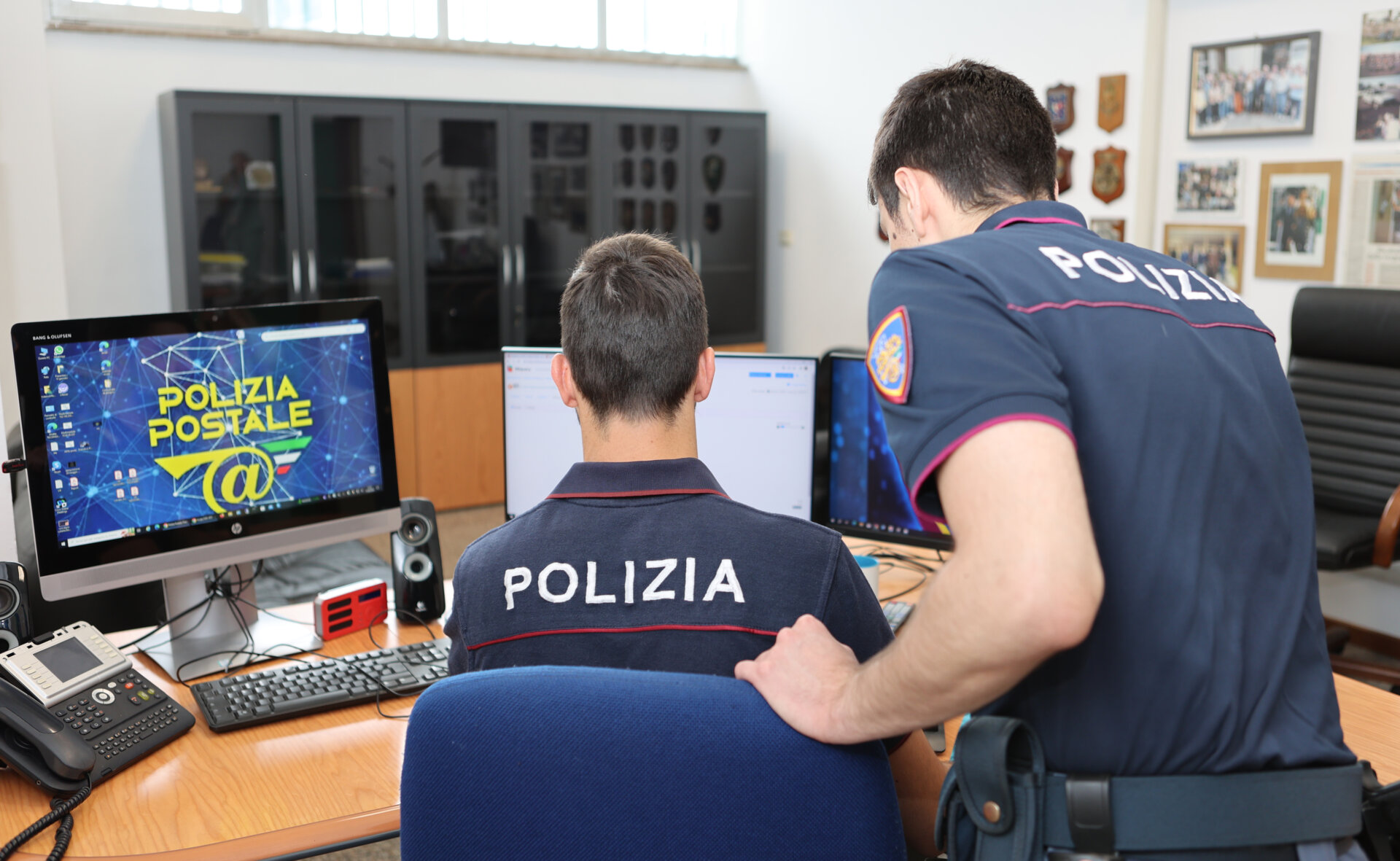 POLIZIA POSTALE