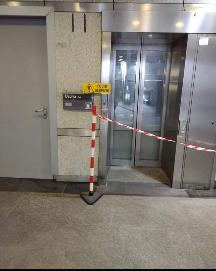 L'ascensore in piazza Carducci