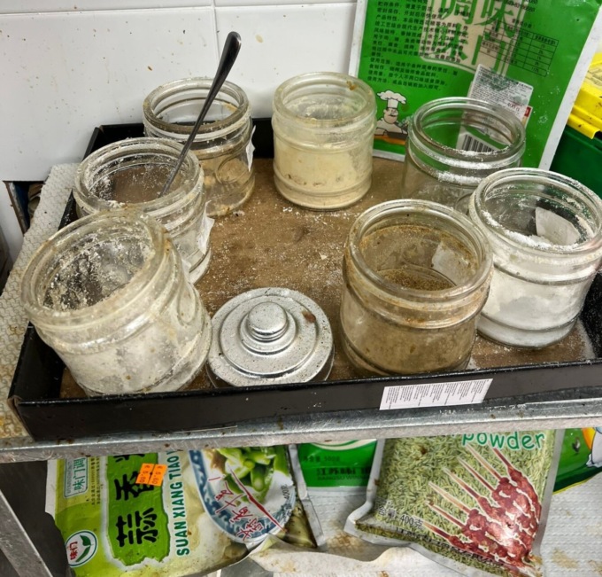 I controlli della polizia tra Porta Nuova e San Salvario: tra ristoranti “da incubo” e orologi di lusso