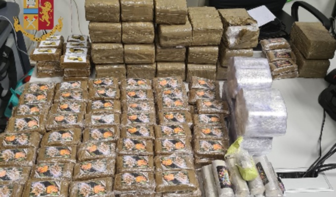 Spaccio di droga: sequestrato un quintale di hashish tra Torino e Nichelino