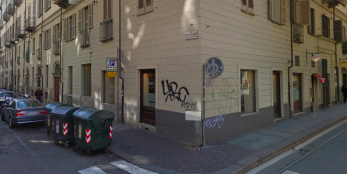 Gli chiedono i documenti e lui scappa via: il 19enne era anche ai domiciliari