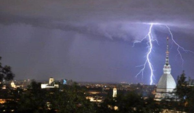 Piemonte, dopo il caldo afoso arrivano temporali (con possibili grandinate)