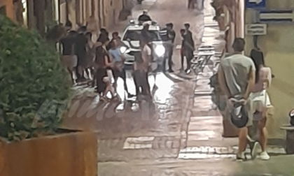 Tentata rissa tra due ragazze nel centro di Moncalieri