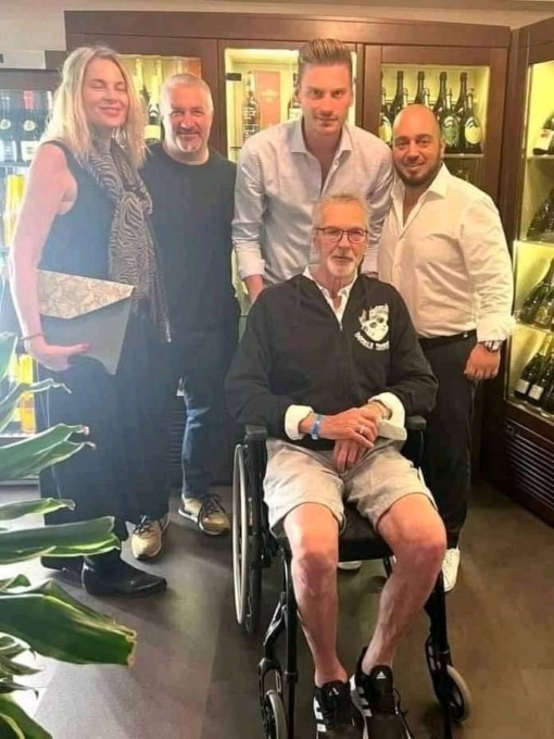 Prima uscita pubblica per Stefano Tacconi, a cena con la famiglia a San Giovanni Rotondo