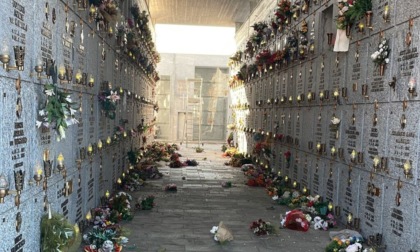 Danneggiato da ignoti il cimitero di Rivalta di Torino