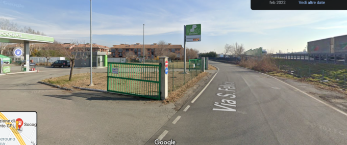 Scassano il gabbiotto di un distributore a Beinasco per rubare i soldi in cassa