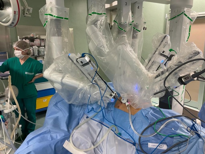 Ospedale Molinette: tumore al torace asportato per la prima volta da un robot con una piccola incisione
