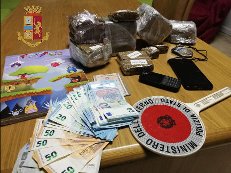 Lotta allo spaccio: dopo anni di indagini incastrato gruppo di spacciatori