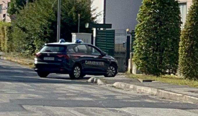 Tragedia sul lavoro in provincia di Torino, operaio muore schiacciato da un carroponte