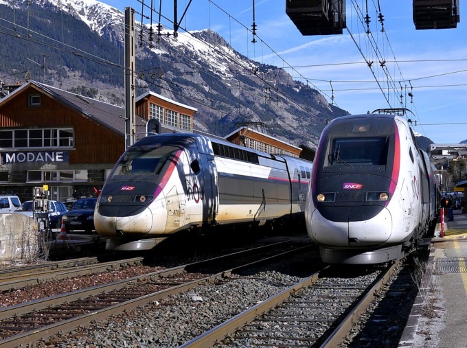 Tgv e Frecce verso Parigi fermi fino a quest’estate e la vicina Francia non è mai stata così lontana